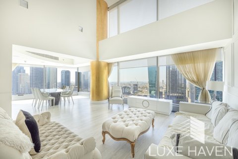 Duplex în World Trade Center, Dubai, EAU 3 dormitoare, 228.91 mp.  №571382
