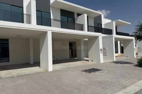 خانه شهری در The Valley، Dubai ، امارات متحده عربی 3 خوابه ، 138 متر مربع.  شماره 718605