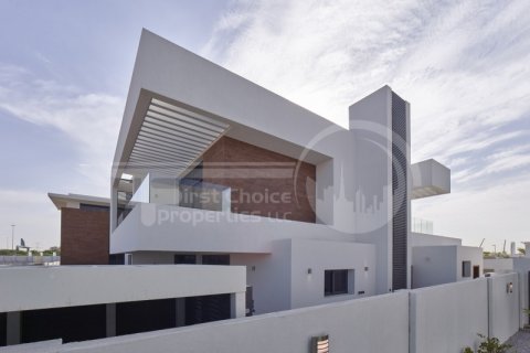 Villa on the Yas Island, Abu Dhabi, UAE 4 bedrooms, 458.6 sq.m. № 406865