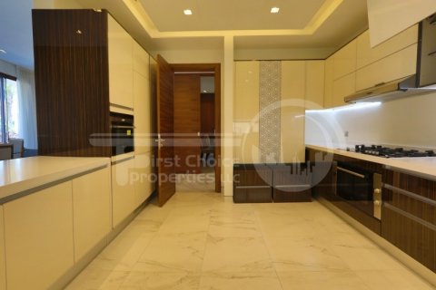 Villa para venda em Saadiyat Island, Abu Dhabi, EAU 5 quartos, 580.9 m2 № 406863 - foto 9