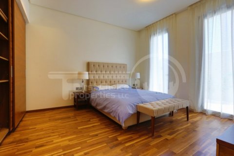 Villa para venda em Saadiyat Island, Abu Dhabi, EAU 5 quartos, 580.9 m2 № 406863 - foto 8