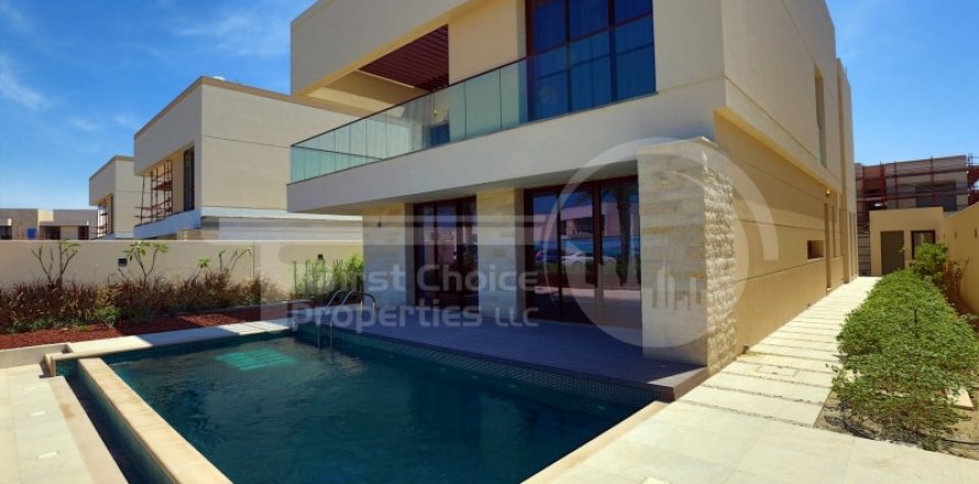 阿联酋 Abu Dhabi Saadiyat Island 别墅  5 卧, 580.9 平方米 , 编号 406859