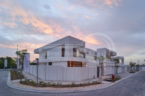 Vila na Yas Island, Abu Dhabi, SAE 4 spálne, 458.6 m2 č. 406924