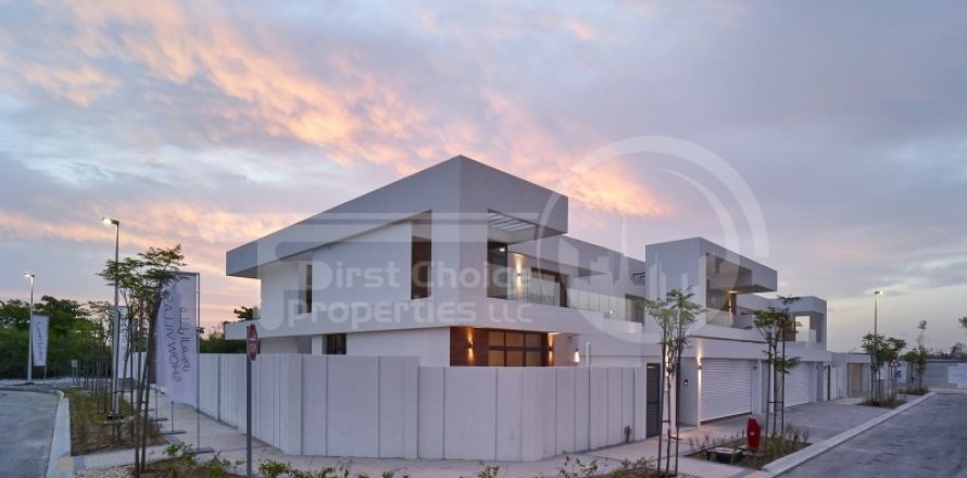 Villa à Yas Island, Abu Dhabi, EAU: 4 chambres, 458.6 m2 № 406924