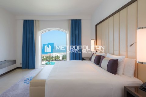 آپارتمان برای فروش در  The Marina، Abu Dhabi، امارات متحده عربی  2 خوابه ، 176.7 متر مربع ، شماره 550399 - تصویر 12