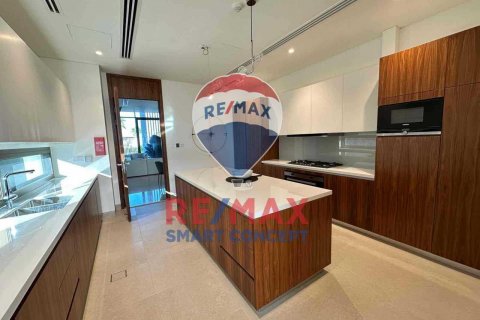 Villa à vendre à  Abu Dhabi, EAU 5 chambres, 1232.1 m2 № 573768 - photo 6