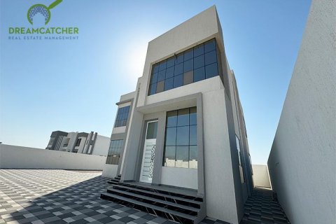 Villa itt: Al Qusaidat, Ras Al Khaimah, EAE, 5 hálószoba, 650.1 m², azonosító: 588461