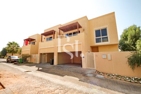 וילה למכירה ב Al Raha Gardens, Abu Dhabi, איחוד האמירויות  5 חדרי שינה, 389 מ"ר, מספר 716332 - תמונה 2