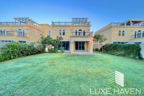 Vila di Jumeirah Park, Dubai, UEA 4 kamar tidur, 385.92 m2 nomor 414429