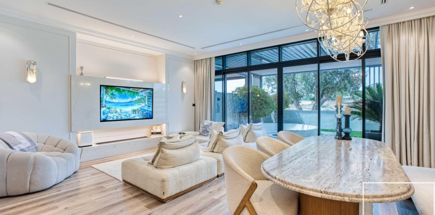 阿联酋 Dubai Jumeirah Golf Estates 别墅  4 卧, 177.54 平方米 , 编号 761156