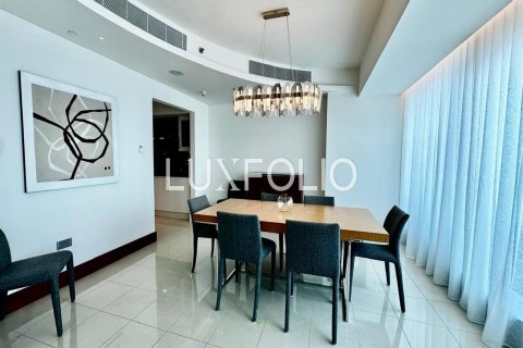 Appartamento in affitto a International City, Dubai, EAU 3 camere da letto, 246 mq. № 627264 - foto 2