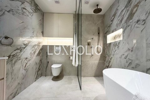 Appartamento in affitto a International City, Dubai, EAU 3 camere da letto, 246 mq. № 627264 - foto 11