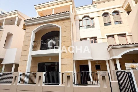 Townhouse sa Jumeirah Village Circle, Dubai, UAE 4 silid-tulugan, 302 sq.m. № 758622