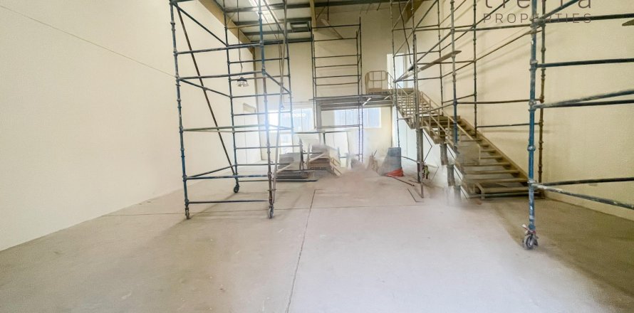Raktárépület itt: Jebel Ali, Dubai, EAE, 223 m², azonosító: 571582