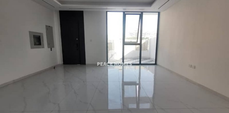 Vilă în Jumeirah Village Circle, Dubai, EAU 4 dormitoare, 198 mp.  №396196