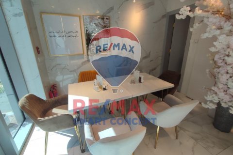 Winkel te huur in Electra Street, Abu Dhabi, VAE 53 vr.m., nr 449792 - foto 4