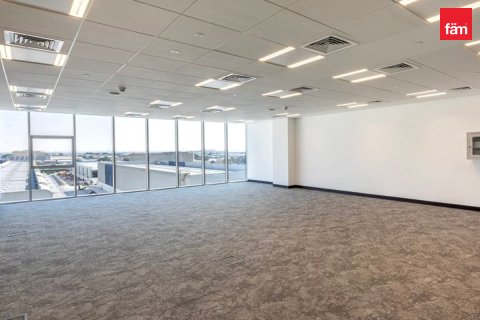 Oficina en alquiler en Umm Ramool, Dubai, EAU 2104.6 m2 № 760793 - foto 8