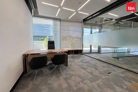 Oficina en alquiler en Umm Ramool, Dubai, EAU 2104.6 m2 № 760793 - foto 5