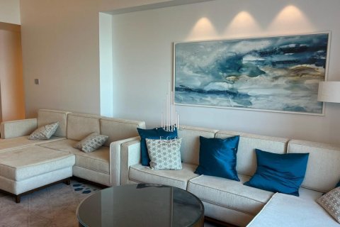 Apartament de închiriat în The Marina, Abu Dhabi, EAU 2 dormitoare, 150.9 mp.  №457574 - poză 7