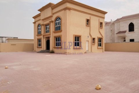 Vila di Al Riffa, Ras Al Khaimah, UEA 5 kamar tidur, 400.9 m2 nomor 720378 - foto 2