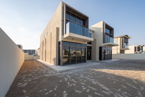 Villa itt: Dubai Hills Estate, EAE, 5 hálószoba, 521.55 m², azonosító: 750208 - fénykép 2