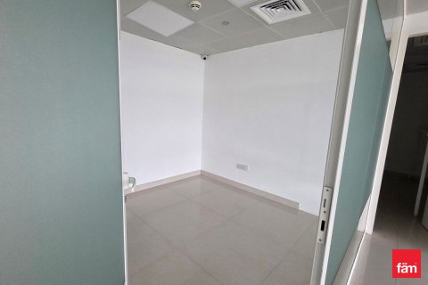 Office in Dubai, UAE 102 sq.m. № 702694 - photo 12