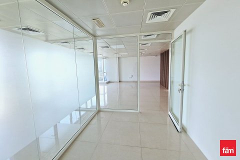 Office in Dubai, UAE 102 sq.m. № 702694 - photo 13