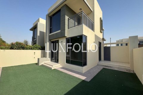 Dubai Hills Estate、Dubai、UAEにあるヴィラ 4ベッドルーム、289 m2 No628387