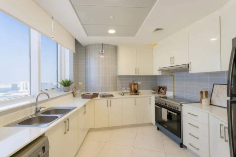 Huoneisto LEAF TOWER Al Reem Island, Abu Dhabi, Arabiemiraatit 3 makuuhuonetta, 121.61 m2 № 733879 - kuva 11