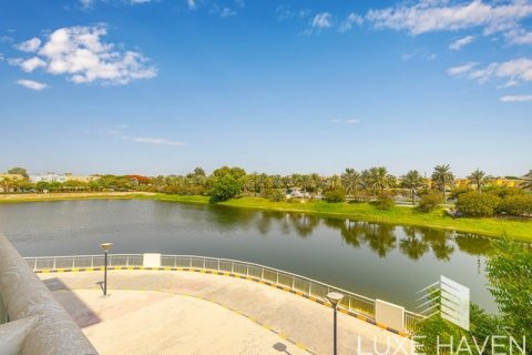 Dzīvoklis Jumeirah Heights, Dubaijā, AAE 2 istabas, 196.95 m2 Nr. 416936
