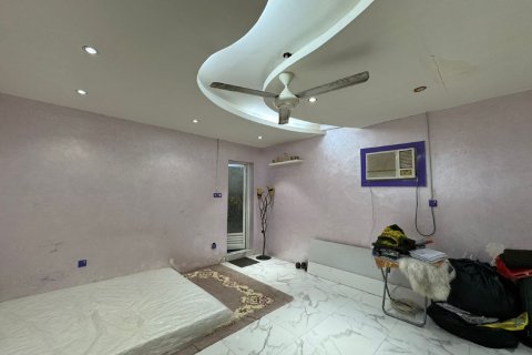 Seih Al Harf, Ras Al Khaimah, UAE의 판매용 빌라 침실 5개, 595제곱미터 번호 735018 - 사진 8