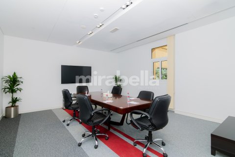 Kancelarija u Jumeirah Golf Estates, Dubai, UAE 139.4 m2 Br. 361644 - fotografija 3