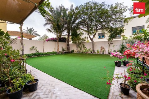 Vila di Dubai, UEA 3 kamar tidur, 520.4 m2 nomor 701302 - foto 5