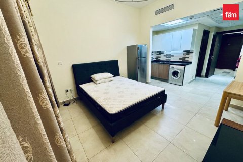 Apartment in Al Furjan, Dubai, UAE 35.8 sq.m. № 763065 - photo 9