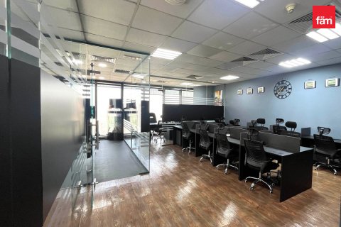 Business Bay、Dubai、UAE にあるオフィス販売中 101.9 m2、No763858 - 写真 3