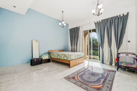 Üürile anda villa asukohaga The Villa, Dubai, AÜE: 7 magamistoaga, 826.84 m² Nr 750819 - pilt 2