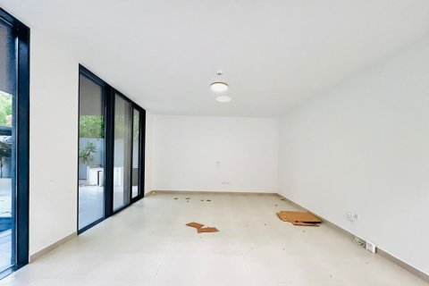 Villa en alquiler en Tilal City, Sharjah, EAU 5 dormitorios, 678.56 m2 № 764278 - foto 13