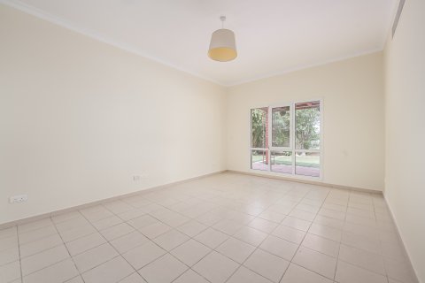 Villa zur Miete in Meadows, Dubai, VAE 5 Schlafzimmer, 788.94 m2 Nr. 759881 - Foto 9