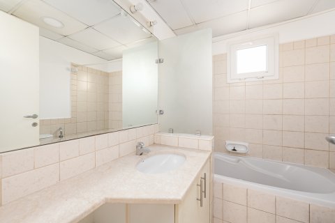 Villa zur Miete in Meadows, Dubai, VAE 5 Schlafzimmer, 788.94 m2 Nr. 759881 - Foto 6