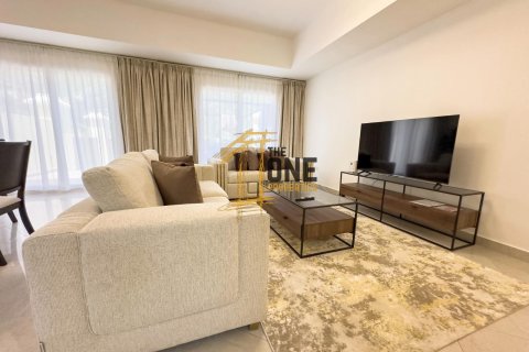 Таунхаус Al Hamra Village, Рас-эль-Хайма, БАӘ-да 3 жатын бөлмелер, 258.8 м² № 578324 - фото 17