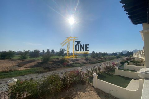 Villa en Al Hamra Village, Ras Al Khaimah, EAU 4 dormitorios, 256 m² № 578329
