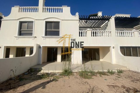 Villa itt: Al Hamra Village, Ras Al Khaimah, EAE, 4 hálószoba, 256 m², azonosító: 578329 - fénykép 3
