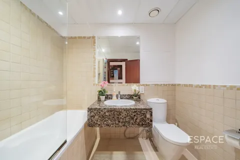 Dzīvoklis Jumeirah Beach Residence, Dubaijā, AAE 2 istabas, 120 m2 Nr. 738430 - attēls 16