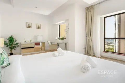 Huoneisto Jumeirah Beach Residence, Dubai, Arabiemiraatit 2 makuuhuonetta, 132 m2 № 737899 - kuva 7