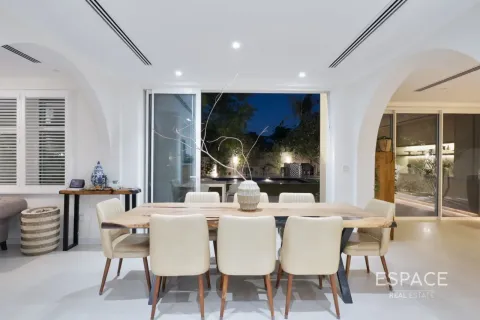 Villa in vendita a Jumeirah Park, Dubai, EAU 4 camere da letto, 307 mq. № 737900 - foto 8