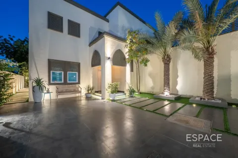 Villa in vendita a Jumeirah Park, Dubai, EAU 4 camere da letto, 307 mq. № 737900 - foto 19