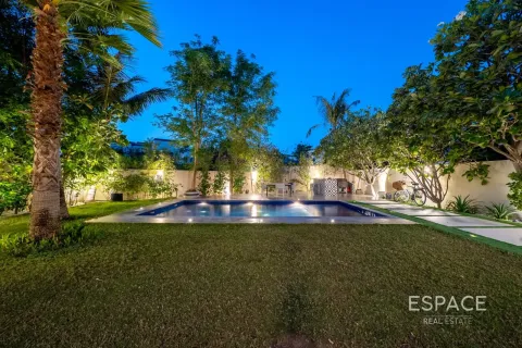 Villa in vendita a Jumeirah Park, Dubai, EAU 4 camere da letto, 307 mq. № 737900 - foto 3