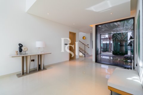 Vilë në Saadiyat Island, Abu Dhabi, Emiratet e Bashkuara Arabe 5 dhoma gjumi, 816 m2. № 716370 - Foto 17