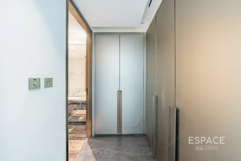 Apartmán v DAMAC HEIGHTS v Dubai Marina, SAE 1 spálňa, 88 m2 č. 650371 - Fotografia 14
