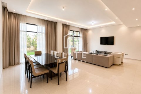 Vila u gradu DAMAC Hills (Akoya by DAMAC), Dubai, UAE 5 spavaće sobe, 465 m2 Br. 760008 - Slika 3